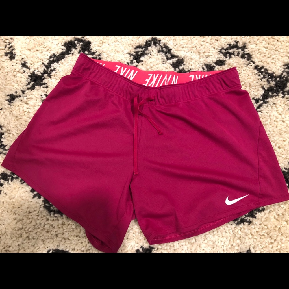 Nike Dri Fit Womens Training workout Shorts